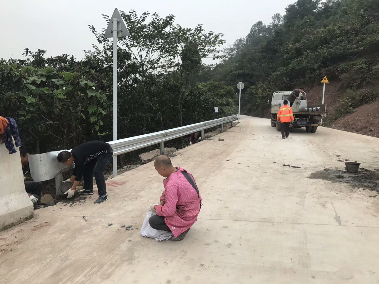 波形護欄怎么驗收？